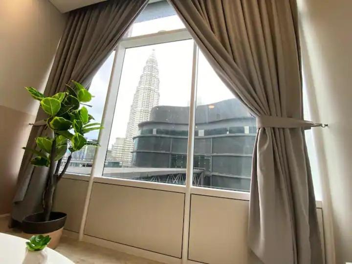 Sky Suites Klcc By Pnut Kuala Lumpur Luaran gambar